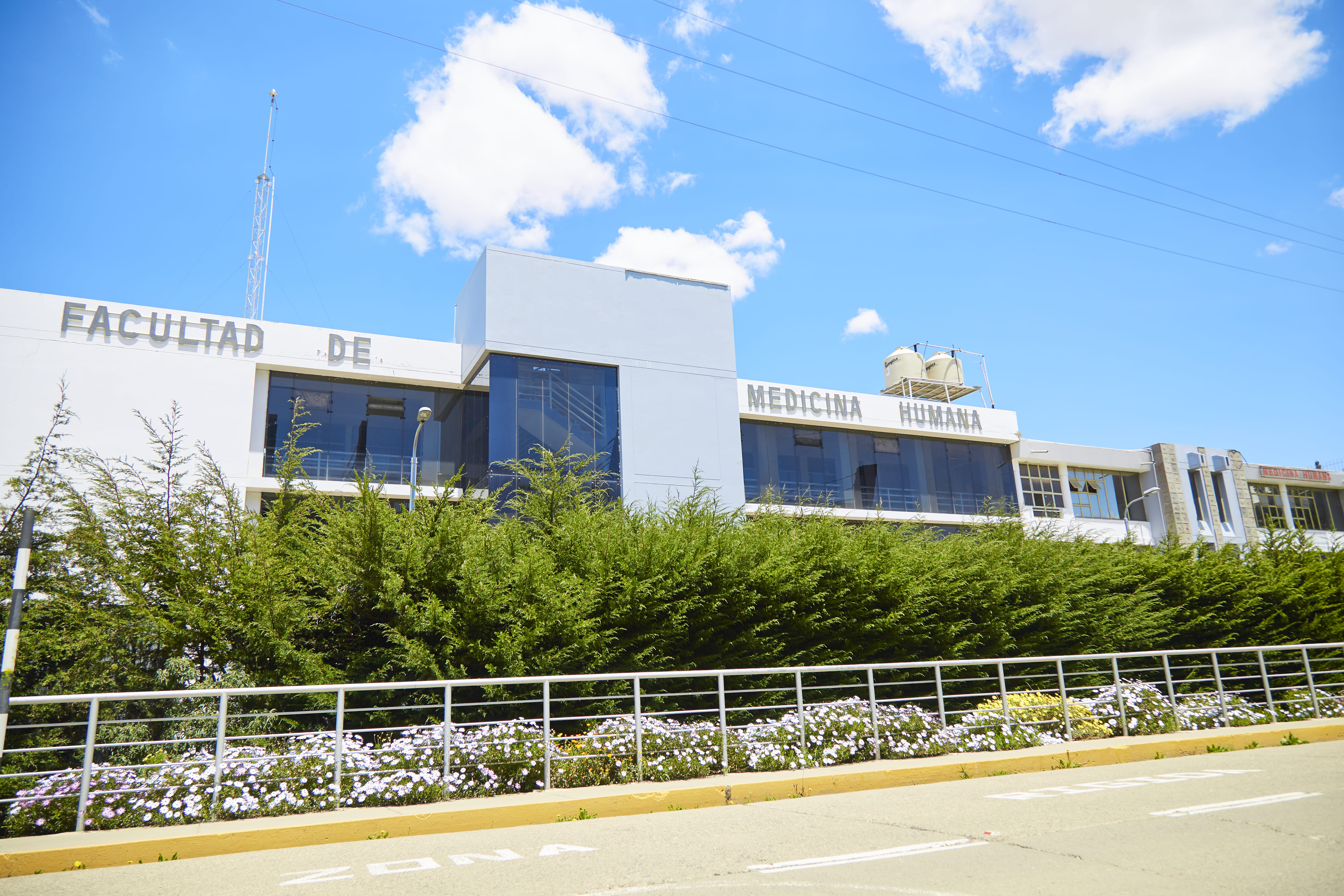 Escuela Profesional de Medicina Humana